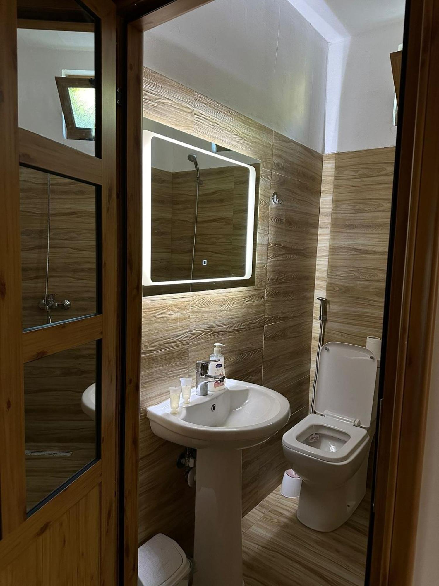 בראט Alimeti Guesthouse מראה חיצוני תמונה