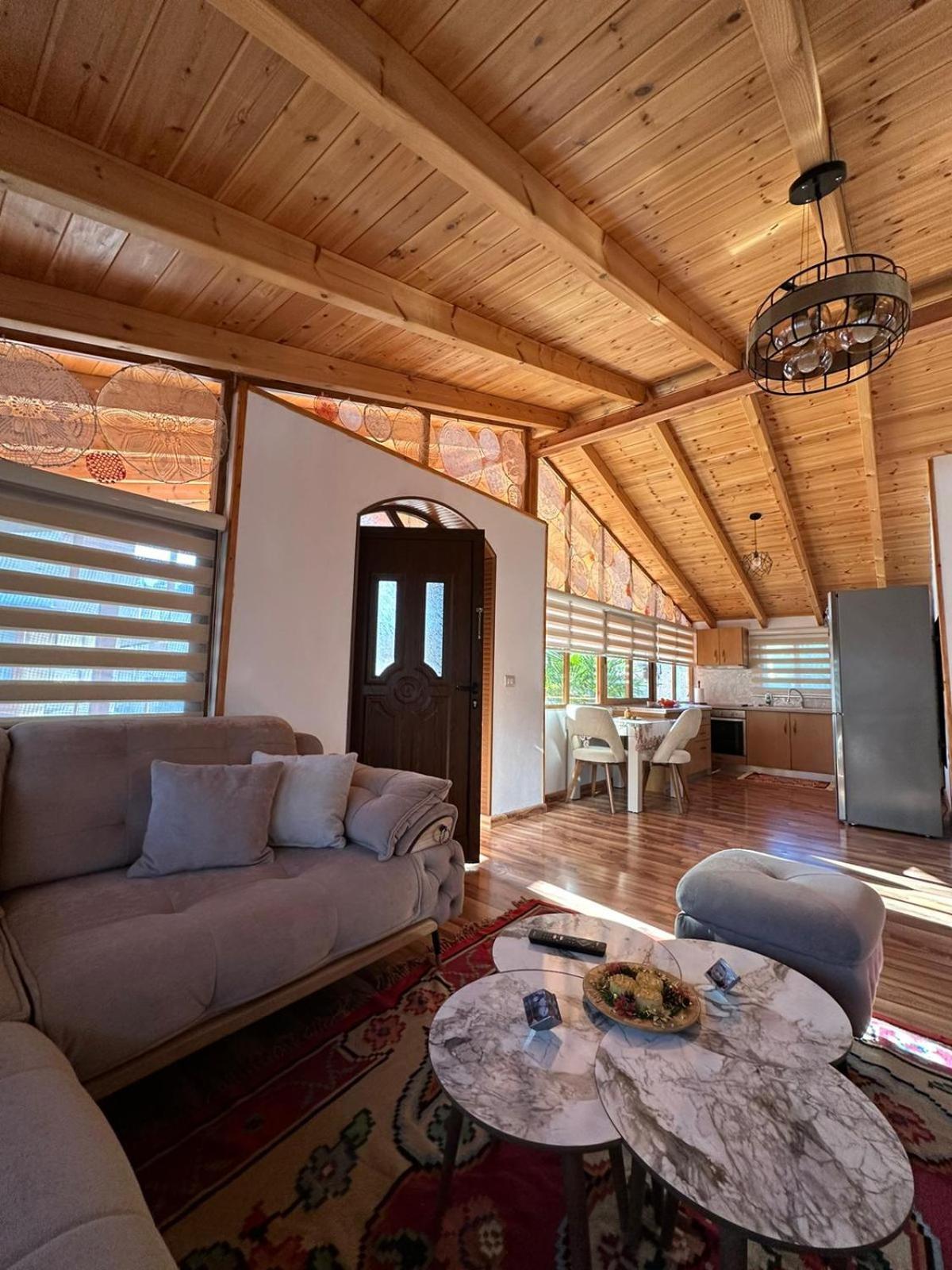 בראט Alimeti Guesthouse מראה חיצוני תמונה