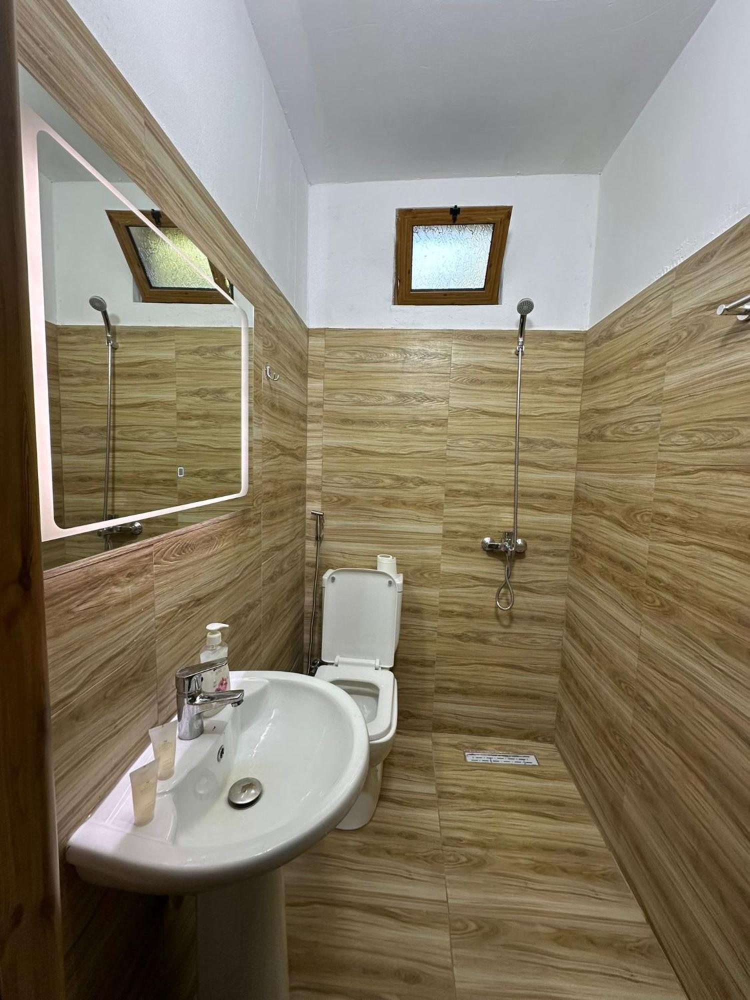 בראט Alimeti Guesthouse מראה חיצוני תמונה